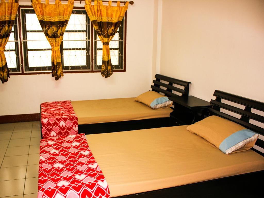 Walkinn Guesthouse 1 Chiang Mai Habitación foto
